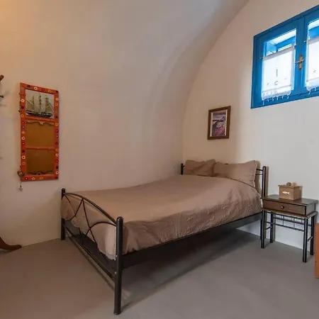 Easy Going Santorini House Apartment *